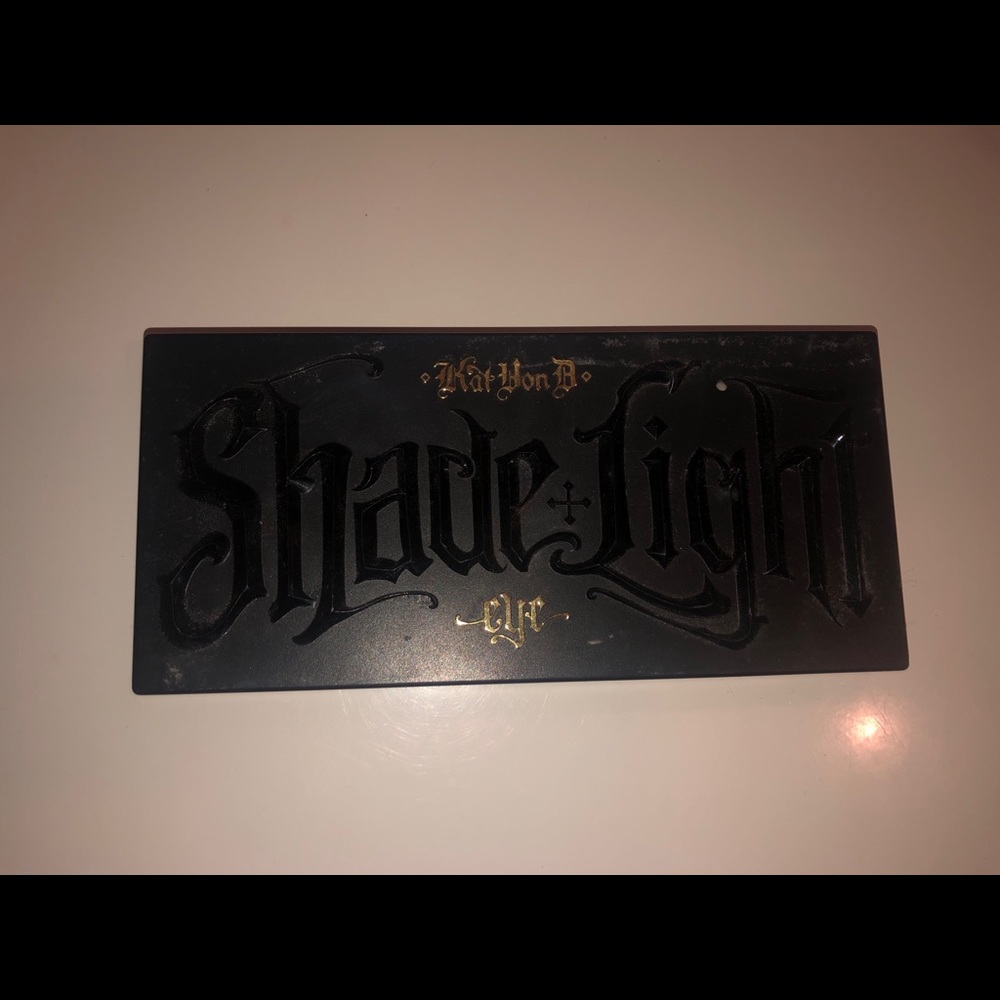 Kat Von D Eyeshadow Palette